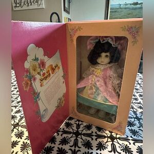 Vintage 1984 Ideal Nursery Tales 8" Collector's Doll Little Miss Muffet
